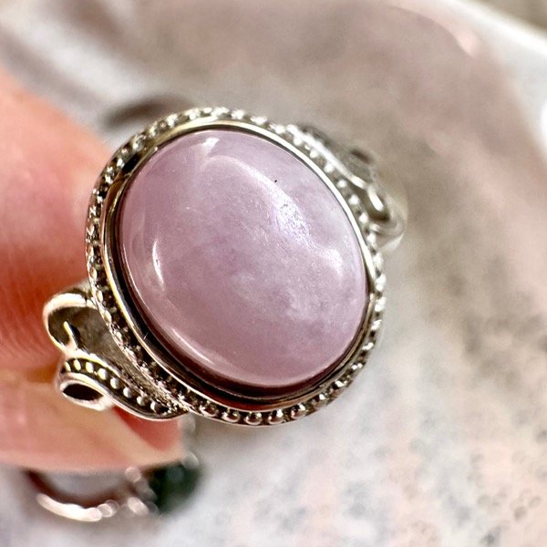 Producto - Anillo Kunzita regulable