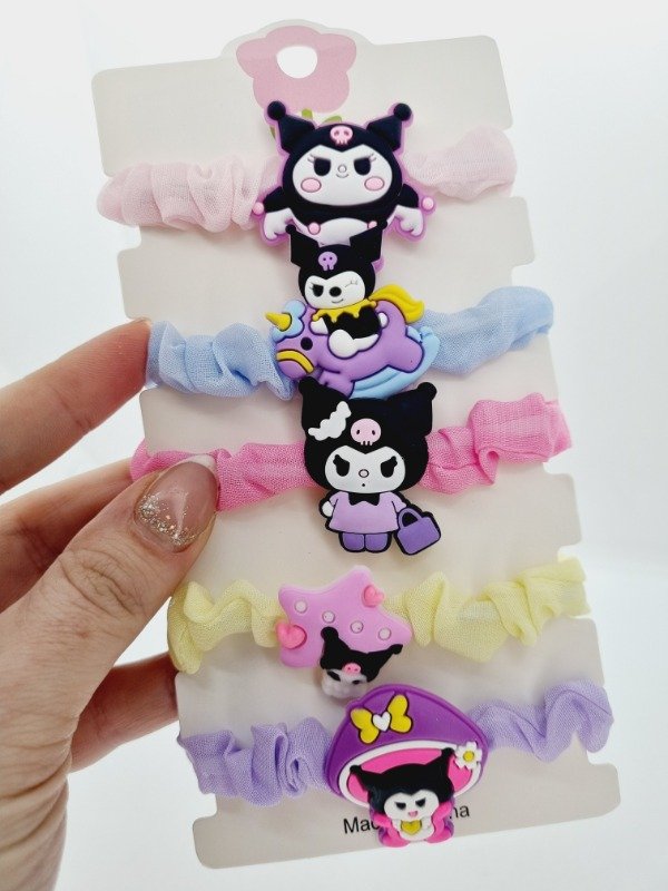 Producto - Blister colitas scrunchies x5 aplique kuromi nro2005