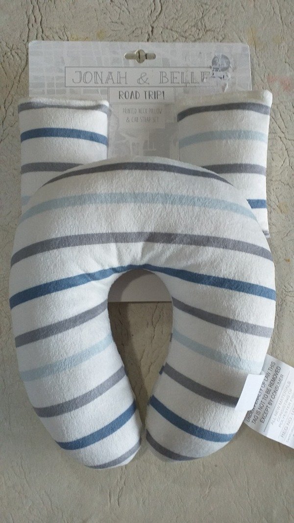 Producto - ALMOHADA Y PROTECTOR PARA VIAJE