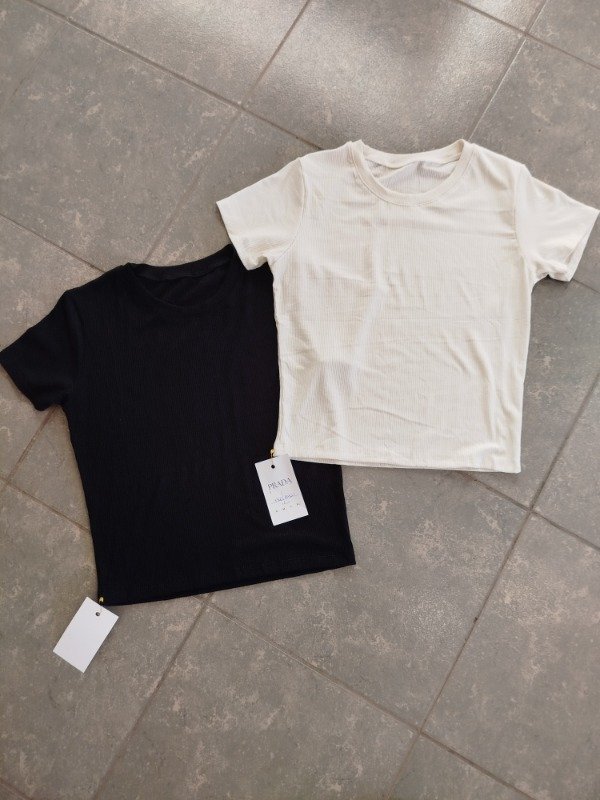 Producto - Básica escote redondo