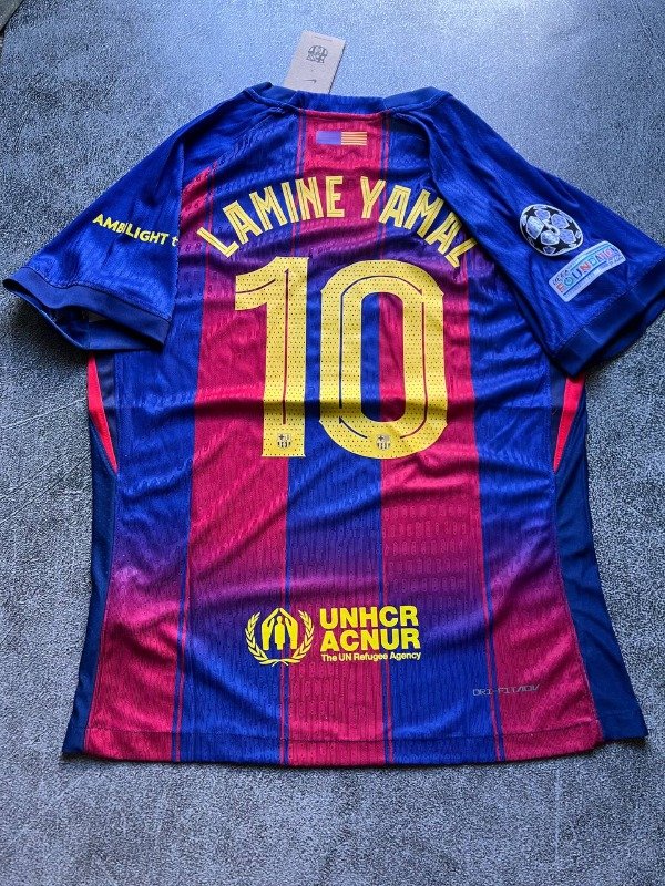 Producto - FC Barcelona local 25/26 10 Lamine Yamal Champions League