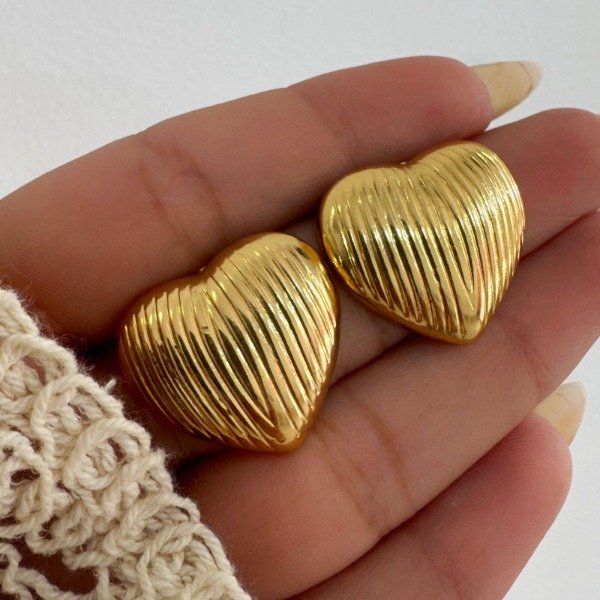 Producto - AROS PASANTES DORADOS CORAZONES RAYADOS