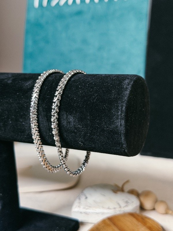 Producto - Pulsera diaria unisex de acero blanco geométrico al vacío