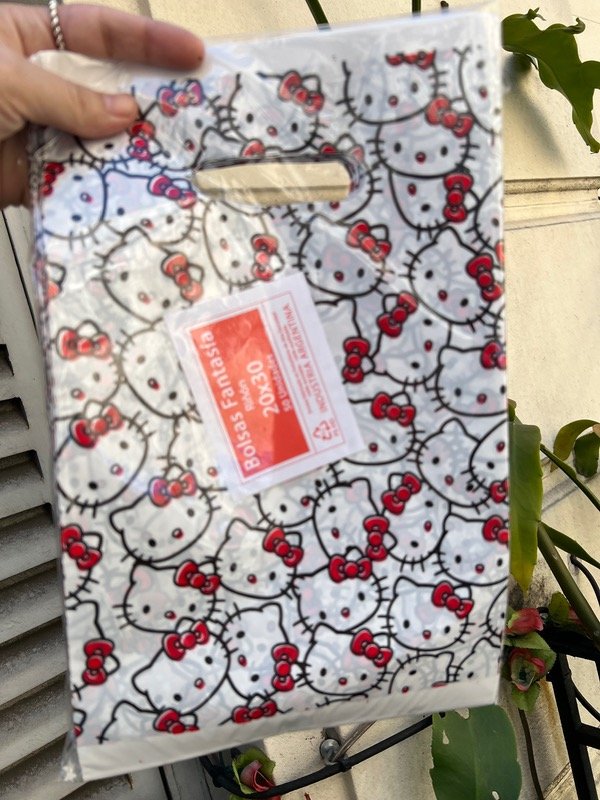 Producto - 50 bolsas riñón kity 20x30