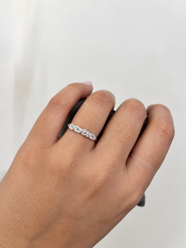 Producto - Anillo de plata 925 entrecruzado con strass