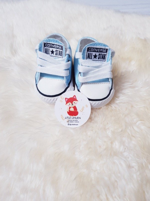 Producto - ZAPATILLAS NO CAMINANTES CELESTES