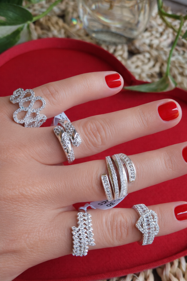 Producto - Anillos Premium. Acero y strass