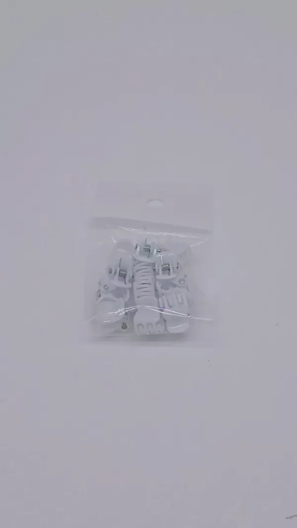 Producto - 12 mini broches blancos