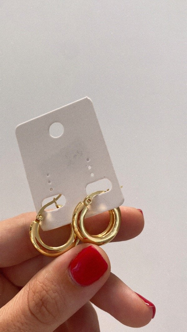 Producto - Argollas Nina doradas. ACERO