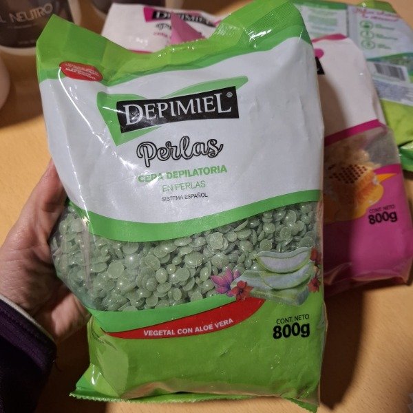 Producto - CERA DEPILATORIA EN PERLAS 800grs