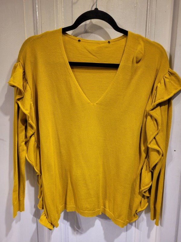 Producto - Sweater mostaza con volados Talle S - PRECIO: 36X - 0