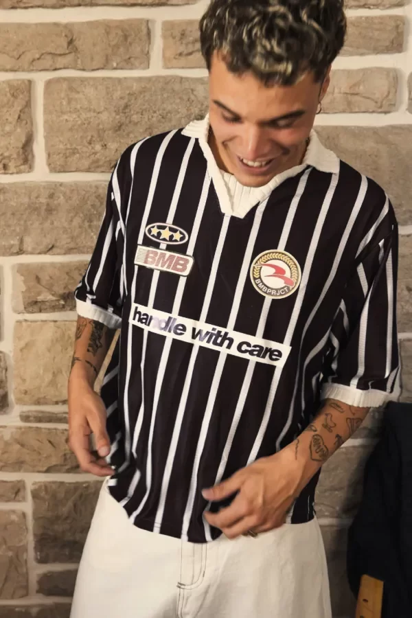 Producto - CAMISETA STRIPES NEGRA - BMBPRJCT - 1