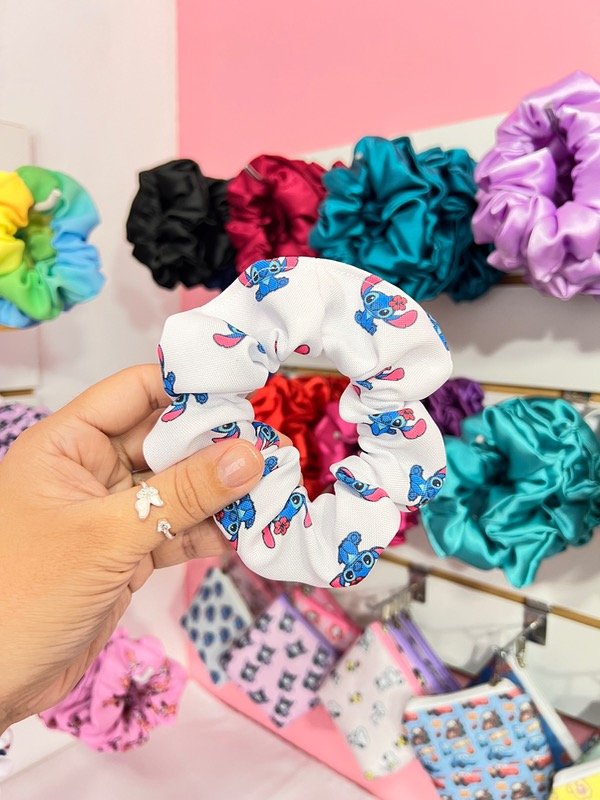 Producto - SCRUNCHIE STITCH FLOR
