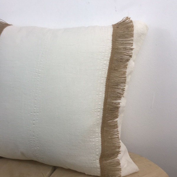 Producto - Almohadón - Funda Natural con flecos Marrón 50x50cm