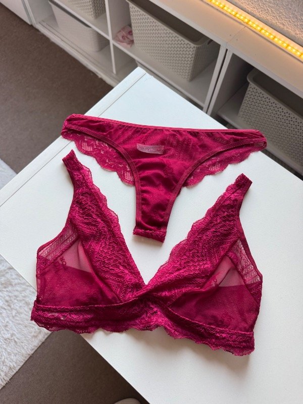 Producto - Conjunto marilyn frutilla