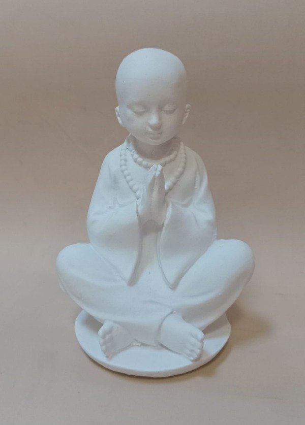 Producto - Monje con base rezando 17 cm. - B41