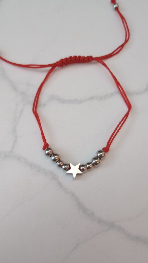 Producto - Pulsera de Hilo Rojo con Estrella