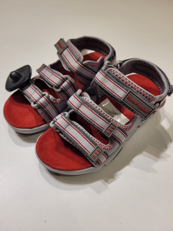 Producto - Sandalias HUSH PUPPIES Nuevas En caja Talle 29 - PRECIO: 65X