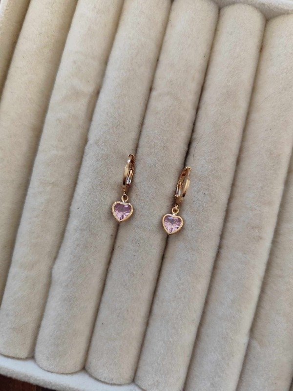 Producto - Aros argolla corazón strass rosa. Dorado.