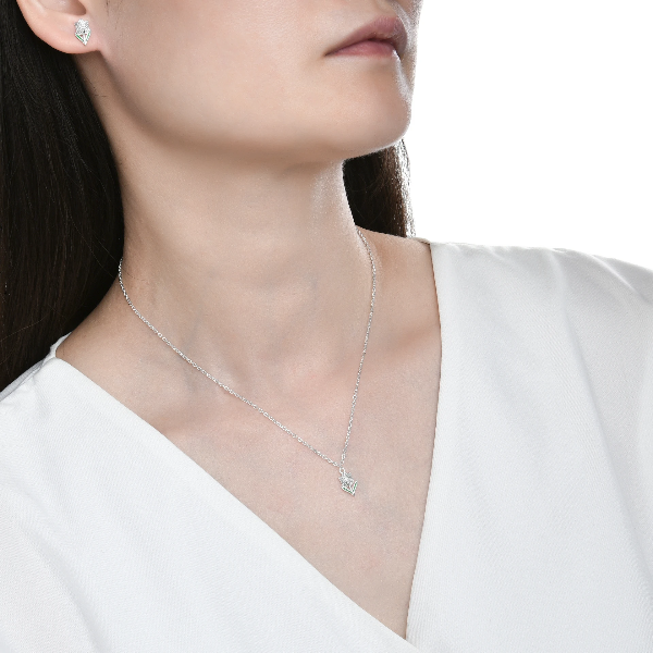 Producto - Conjunto Tulipán (Cadena, Aros y dije)