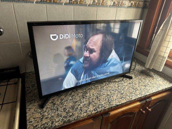 Producto - SMART TV SAMSUNG 32' C/DET EN UNA PUNTA #12085