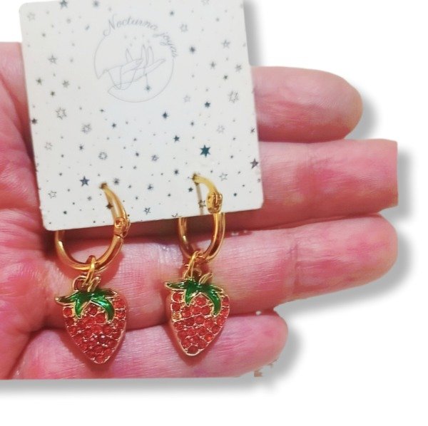 Producto - Aros frutilla acero dorado