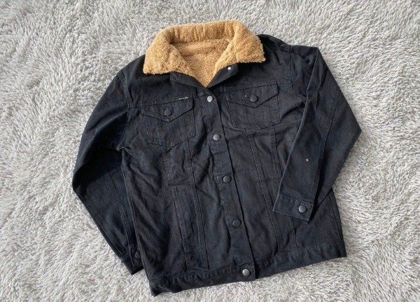 Producto - CAMPERA EMILIA NEGRO CORDERITO MARRON - 1