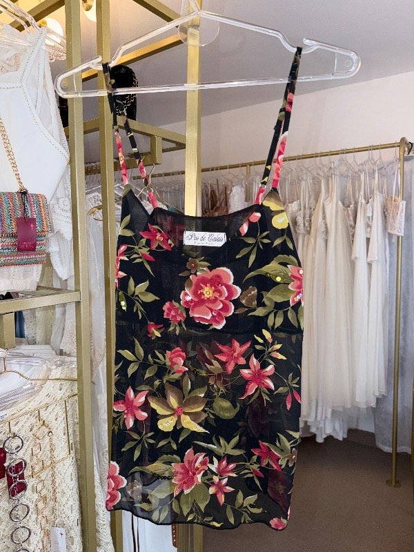 Producto - Musculosa seda flores