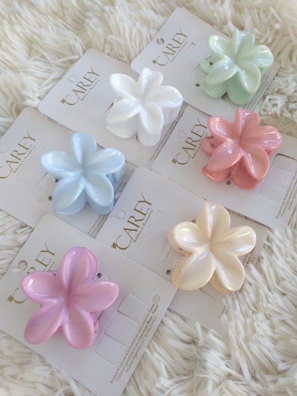 Producto - CAREY 6040 Broche pastel Hawaiana mediano. (el par)