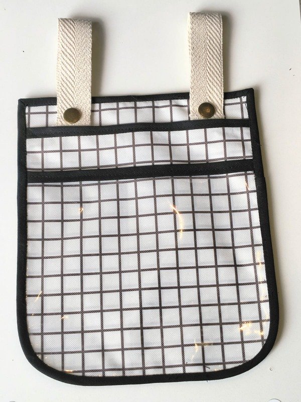 Producto - Estuche reposera - Cuadros Negros