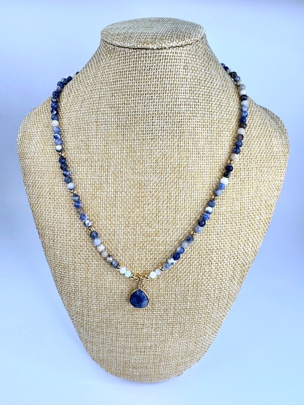 Producto - Collar Sodalita con dije sodalita