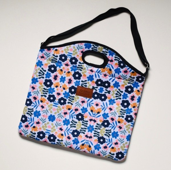 Producto - Funda notebook - Flores azul