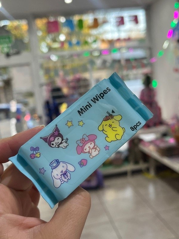 Producto - Toallitas húmedas SANRIO