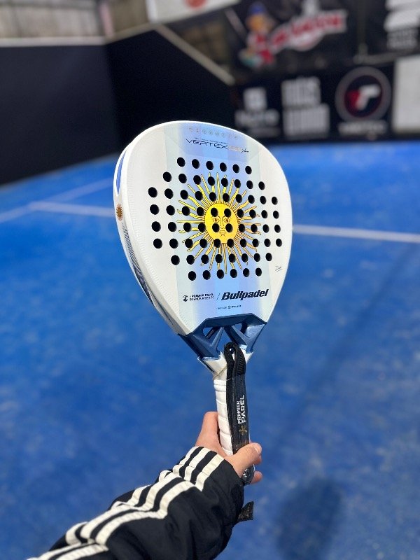 Producto - PALETA BULLPADEL VERTEX 05 W ARGENTINA 26 - 0