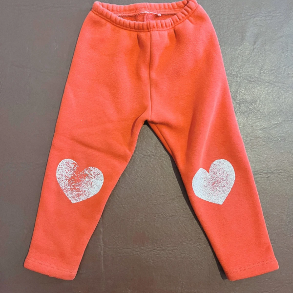 Producto - Calza Roja Corazones 2A