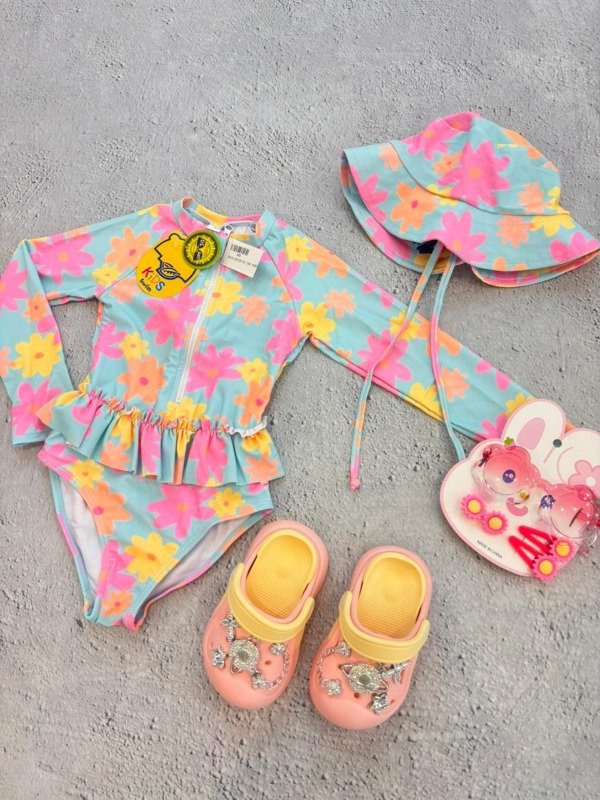 Producto - Maya enteriza flores con piluso niña