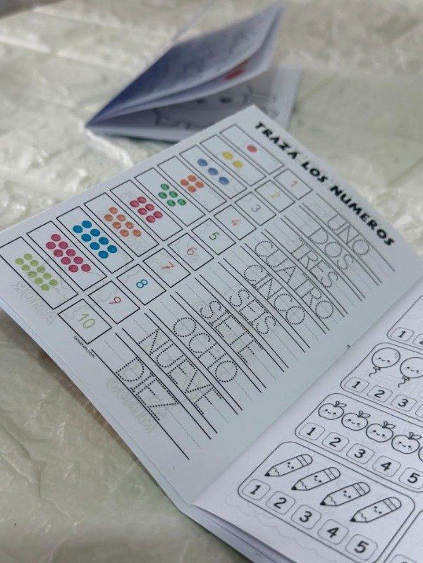 Producto - Librito con actividades - tamaño a6 - 7