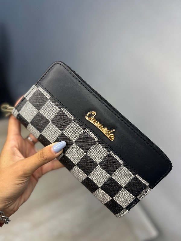 Producto - Billetera doble grande negra a cuadros