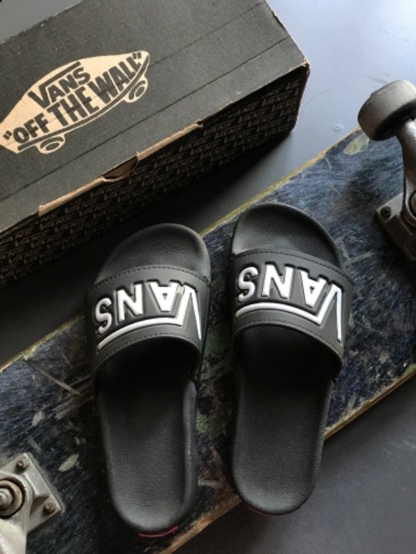 Producto - Chanclas Vans