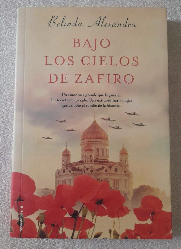Producto - Bajo Los Cielos De Zafiro - Belinda Alexandra - Rocaeditorial