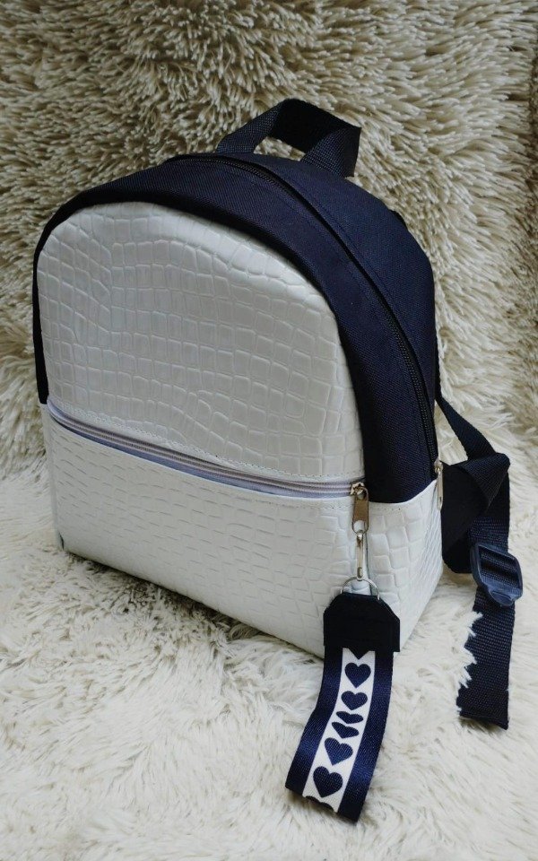 Producto - MOCHILA CHAROL