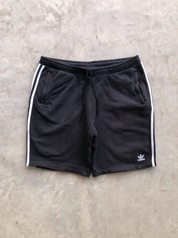 Producto - SHORT ADIDAS (XL)