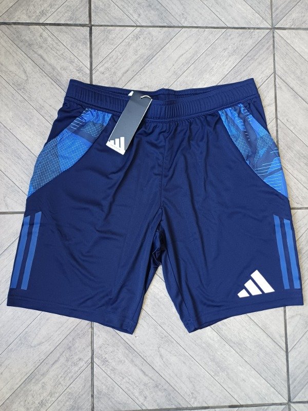 Producto - Short c/bolsillos Adidas