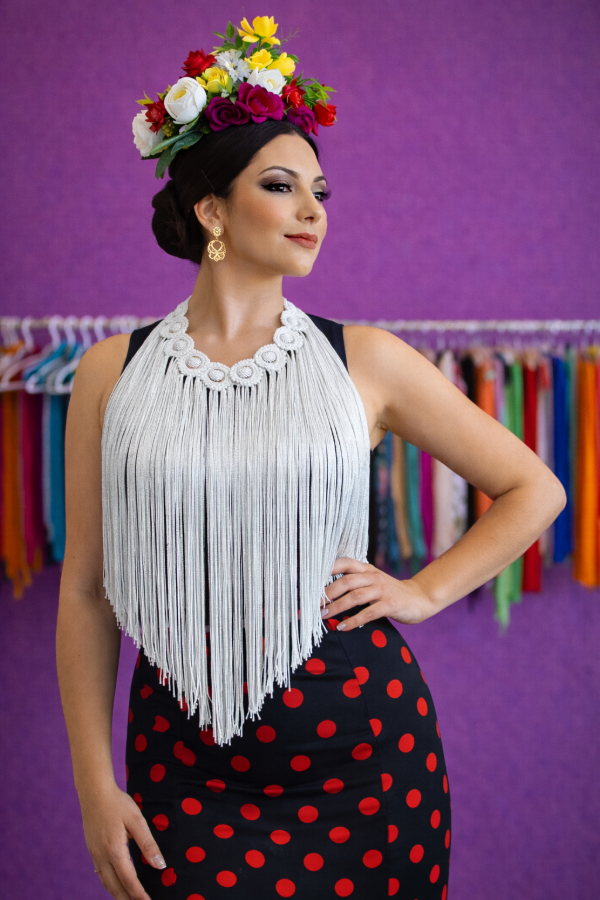 Producto - Collar De Flecos De Seda Círculos Blanco