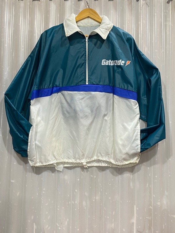 Producto - ANORAK GATORADE