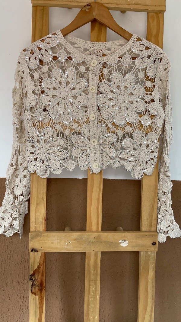 Producto - BLUSA TEJIDA Y BORDADA - 1