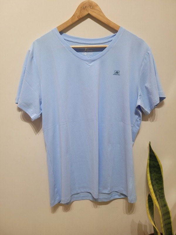 Producto - Remera básica Knup - Algodón con spandex - 3