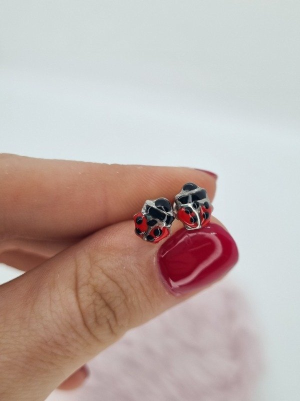 Producto - Aro abridor acero quirúrgico mariquita esmaltada