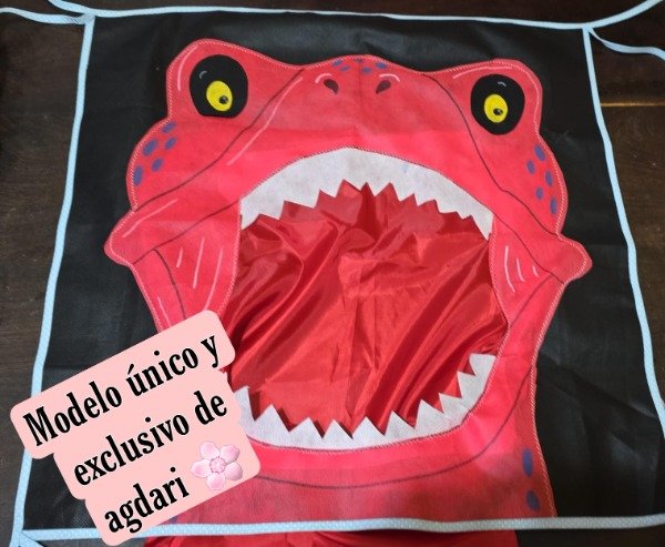 Producto - Tela de emboque dinosaurio