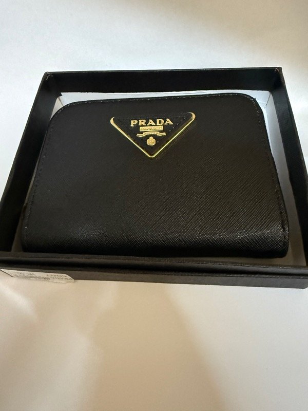Producto - Billetera Pra en Caja Pocket con cierre